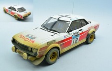 Modellino auto scala 1:18 Ixo