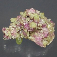 VESUVIANITE.  Verde e viola di