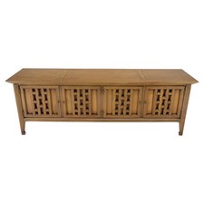 Low 4 Door 2 Drawers