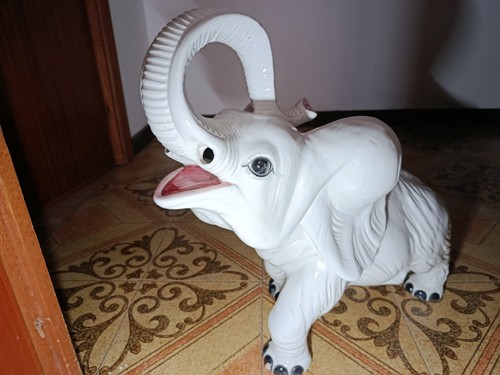 Elefante ceramica smaltata - in,