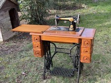 Vecchia macchina da cucire