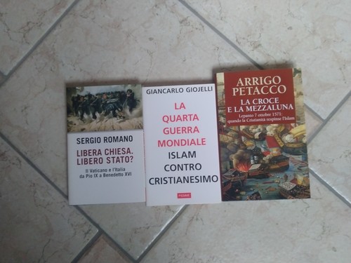 Libri autori vari - ,