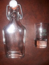 Bottiglietta e bicchierino