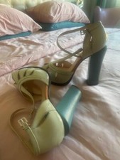 Scarpa Fendi tacco alto beige e verde acqua ''38