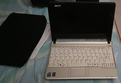 Netbook acer aspire one - netbook,