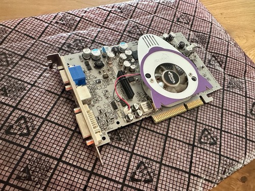 Triplex redai radeon 9600 - 9600, pro