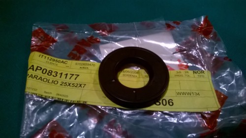 Aprilia paraolio carter - aprilia,