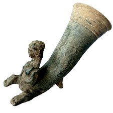 Antico vaso Rhyton in