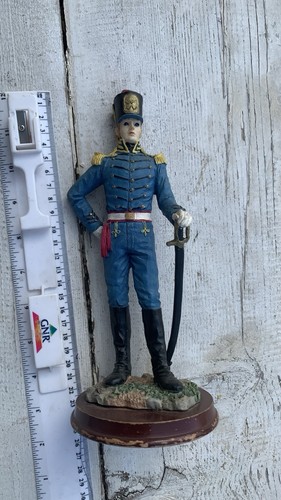 Statuina militare uniforme - in,