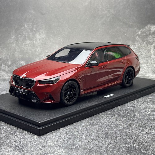 Modellino auto resina - , 1:18