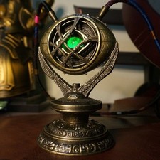 Marvels Doctor Strange 1:1 Occhio di Agamotto + Supporto Full Metal Luce Led Cosplay