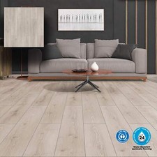 Pavimento in laminato 8mm AC4