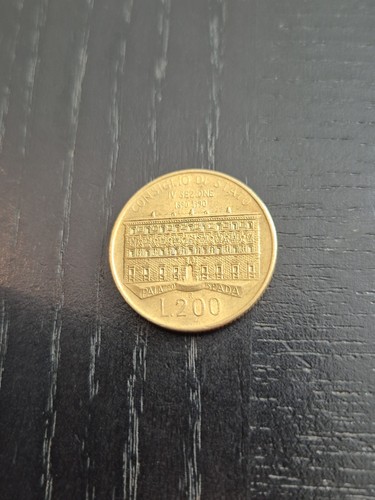 Italia 200 lire 1990 - italia,