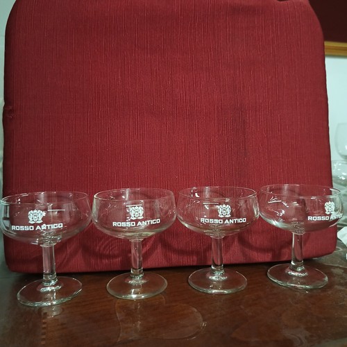 Quattro coppe bicchieri rosso - bicchieri,