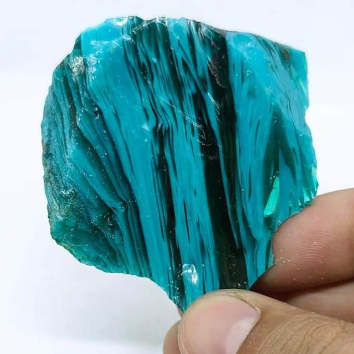 Pietra preziosa grezza