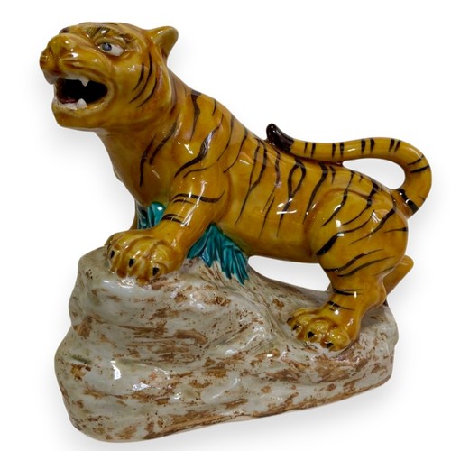 Statua porcellana tigre - , kutani