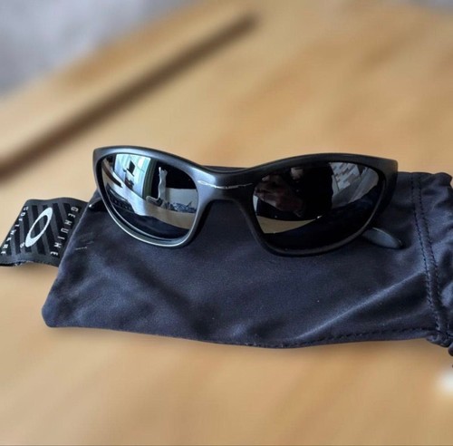 One oakley occhiali sole - da,