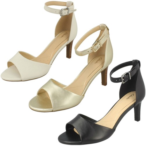 Sandali eleganti con tacco - sandali,