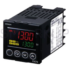 New In Box OMRON E5CN-R2MT-500