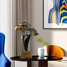 Figurina di in resina con