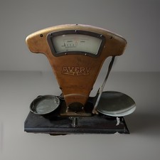 Vintage Avery Shop Tobacconist Scales Cast iron Wooden Base