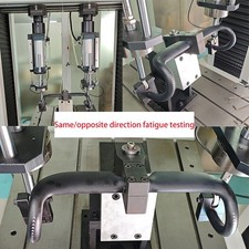 Manubrio in fibra di carbonio