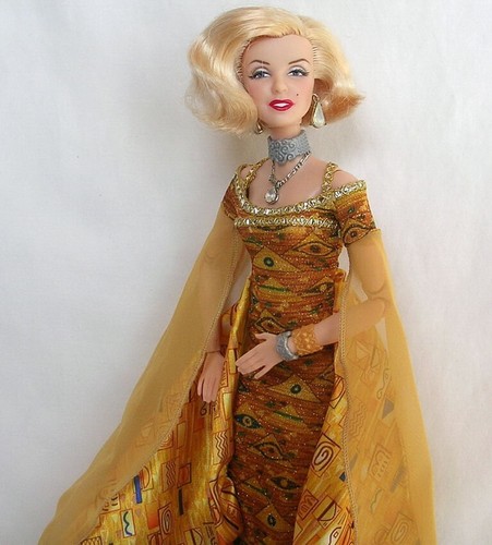 Barbie marilyn monroe - monroe, "uscire