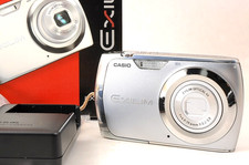 Fotocamera digitale compatta