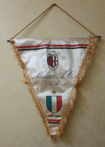 Gagliardetti ufficiali milan - ufficiali,