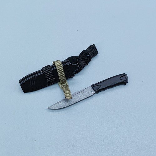 Modellino coltello action