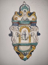 acquasantiera in maiolica dedicata a san francesco d'assisi cm 30 x 16 epoca 900
