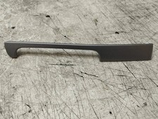 Assetto portaoggetti cruscotto