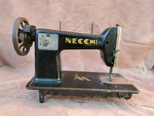 Antica macchina da cucire Necchi  anni 30 Marchio Prodotto italiano