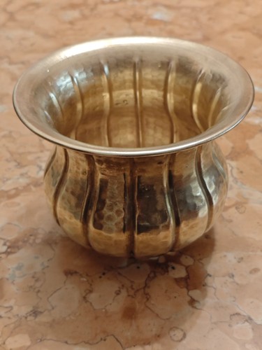 Portavaso ottone - in,