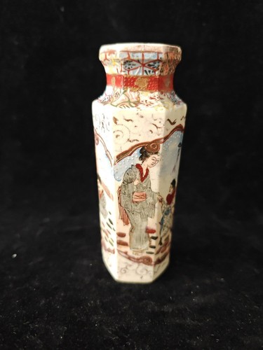 Antico vaso esagonale