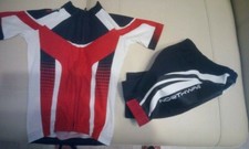 completo ciclismo bambino 4/6 anni praticamente nuovo