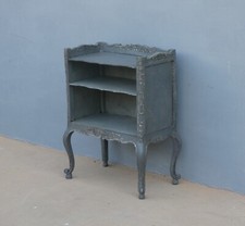 Comodino tavolino mobiletto st.provenzale laccato Shabby Chic, '900 - H 73,5 cm!