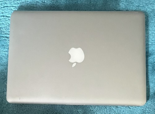 Macbook pro 2012 i5 - 13", 2.4