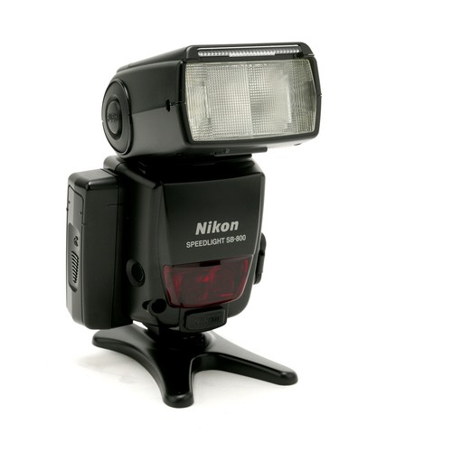 Nikon 800 speedlight - sb-800,