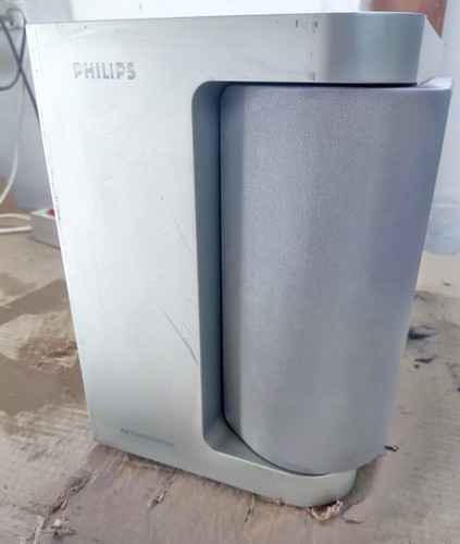 Philips 3100 subwoofer - e,