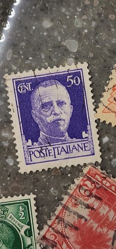 Francobollo poste italiane - poste,