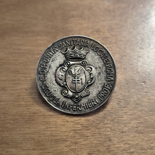 Distintivo scuola infermieri - distintivo,