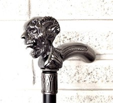 Canna demone urlante teschio faccia occultista mago steampunk LARPING rinascimento