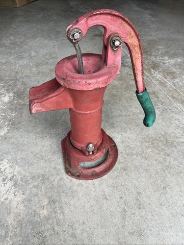 Pompa brocca acqua pozzo - acqua,