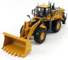 1/50 UNIVERSAL HOBBIES -