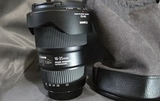 Canon 16-35mm F4. Pochette
