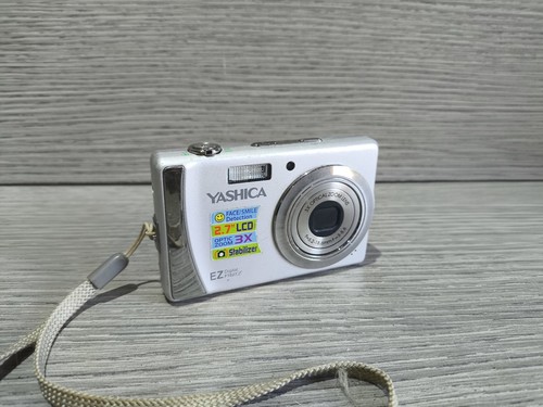 Fotocamera digitale yashica - fotocamera,