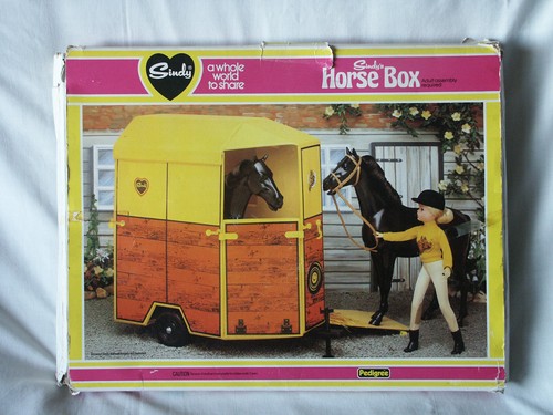 Vintage sindy horse box - sindy,