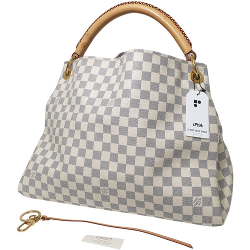 Tariff free auth louis vuitton - free,