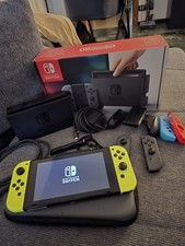 Nintendo Switch Joy-Con 32GB Console Portatile da Gioco con Wi-Fi - Grigia